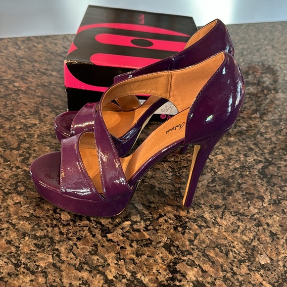 Michael Antonio purple patent leather open toe heel NIB 9 - Picture 4 of 10